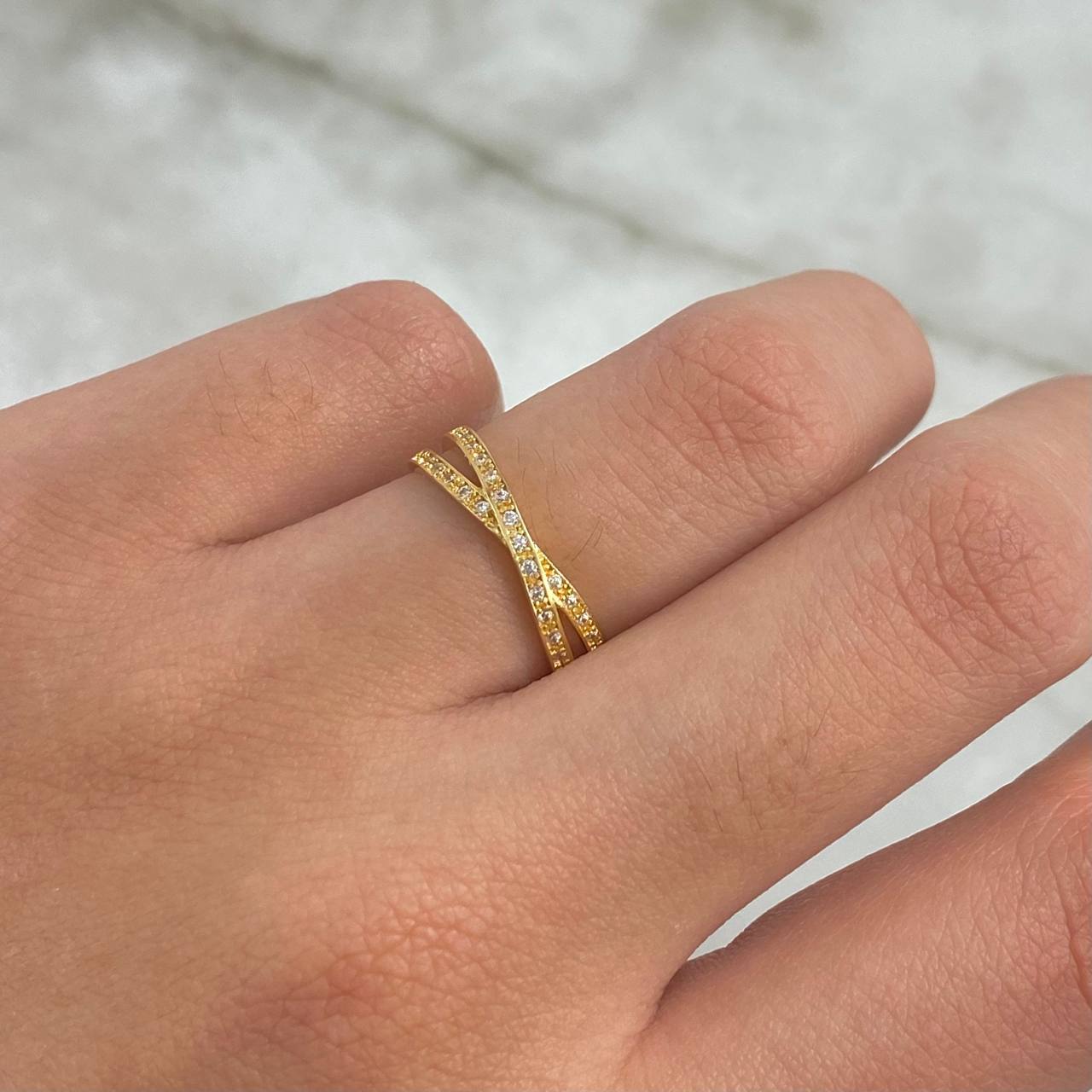 Anillo Lineas Cruzadas 2.45gr / T5 3/4 / Circones Blancos Oro Amarillo 18K *