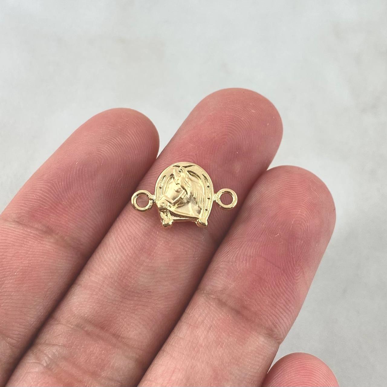 Herraje Caballo Herradura 0.5gr / 1.5cm / Troquelado Oro Amarillo 18K