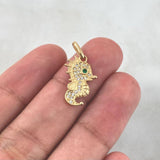 Dije Caballo de Mar 1.45gr / 2.3cm / Circones Blancos Verde Oro Amarillo 18K (Oferta) ©