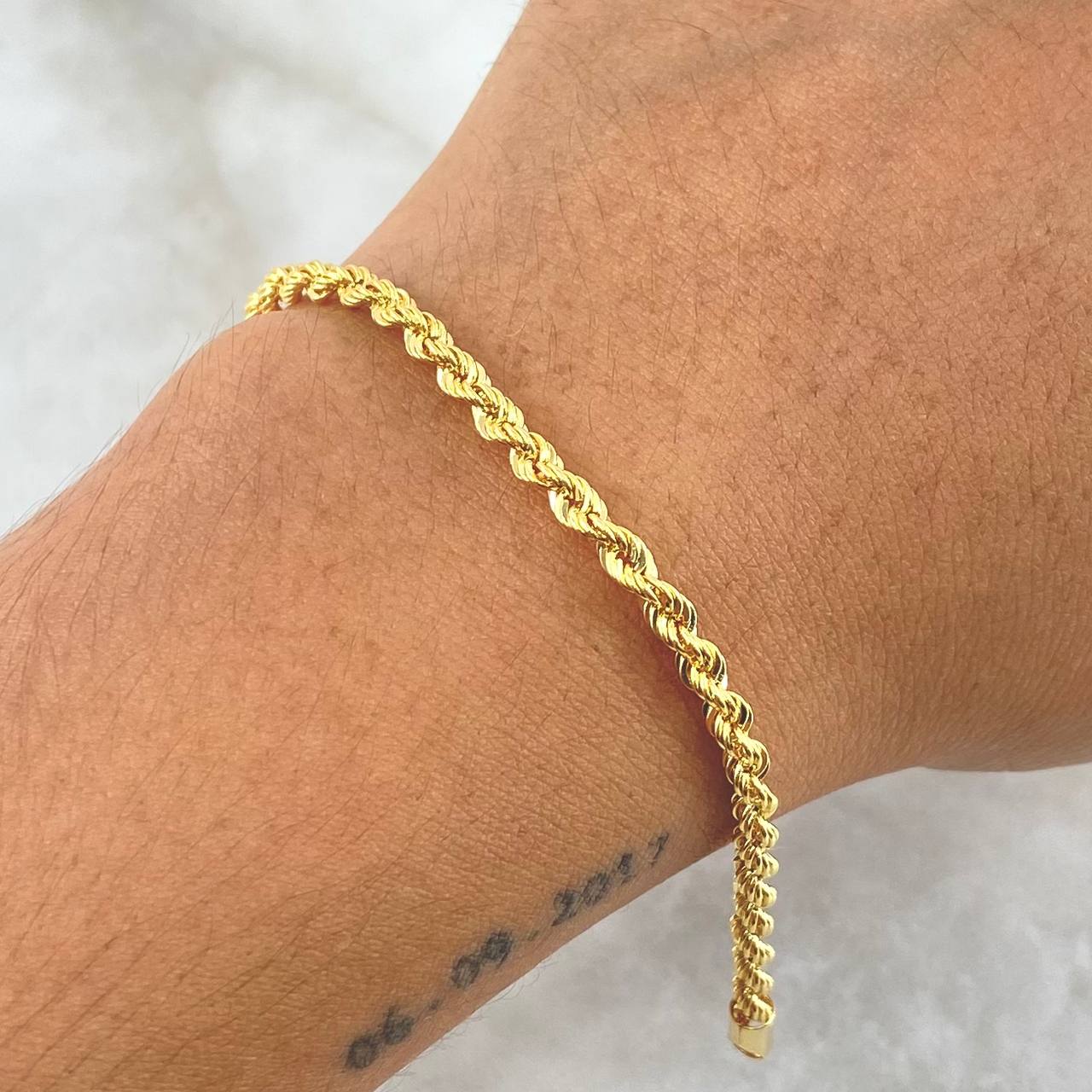 Pulso Lazo 2.2gr / 19cm / 2.7mm Oro Amarillo +3