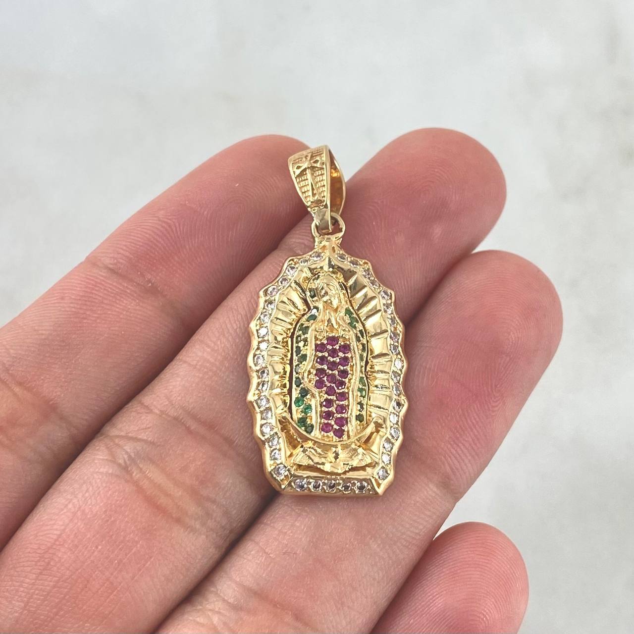 Dije Virgen de Guadalupe 5.25gr / 3.5cm / Circones Blancos Fucsias Verdes Oro Amarillo *