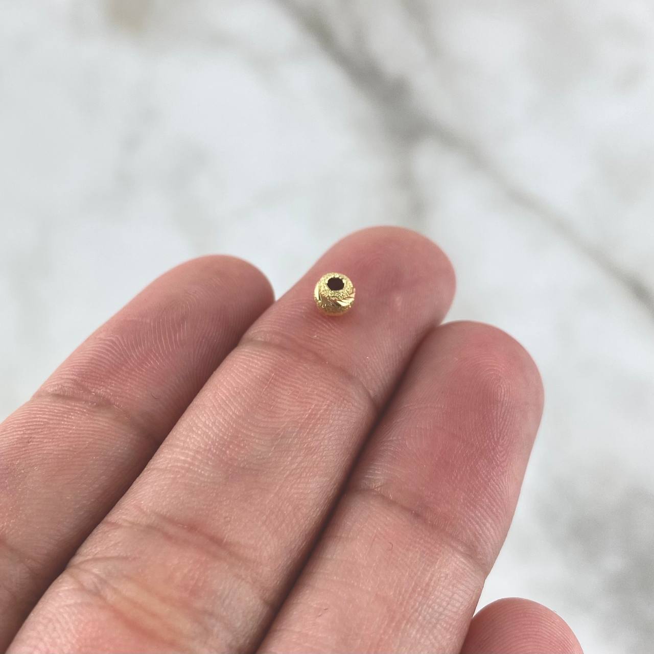 Herraje Bola Satinada 0.15gr / 4mm Oro Amarillo *