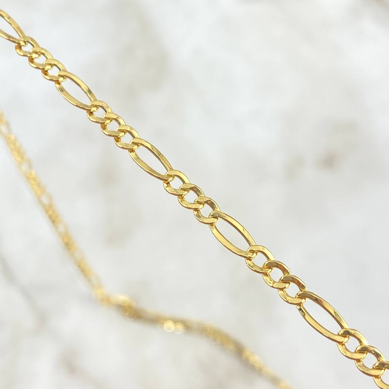 Cadena Figaro 4.15gr / 60cm / 3.3mm Oro Amarillo +0 *