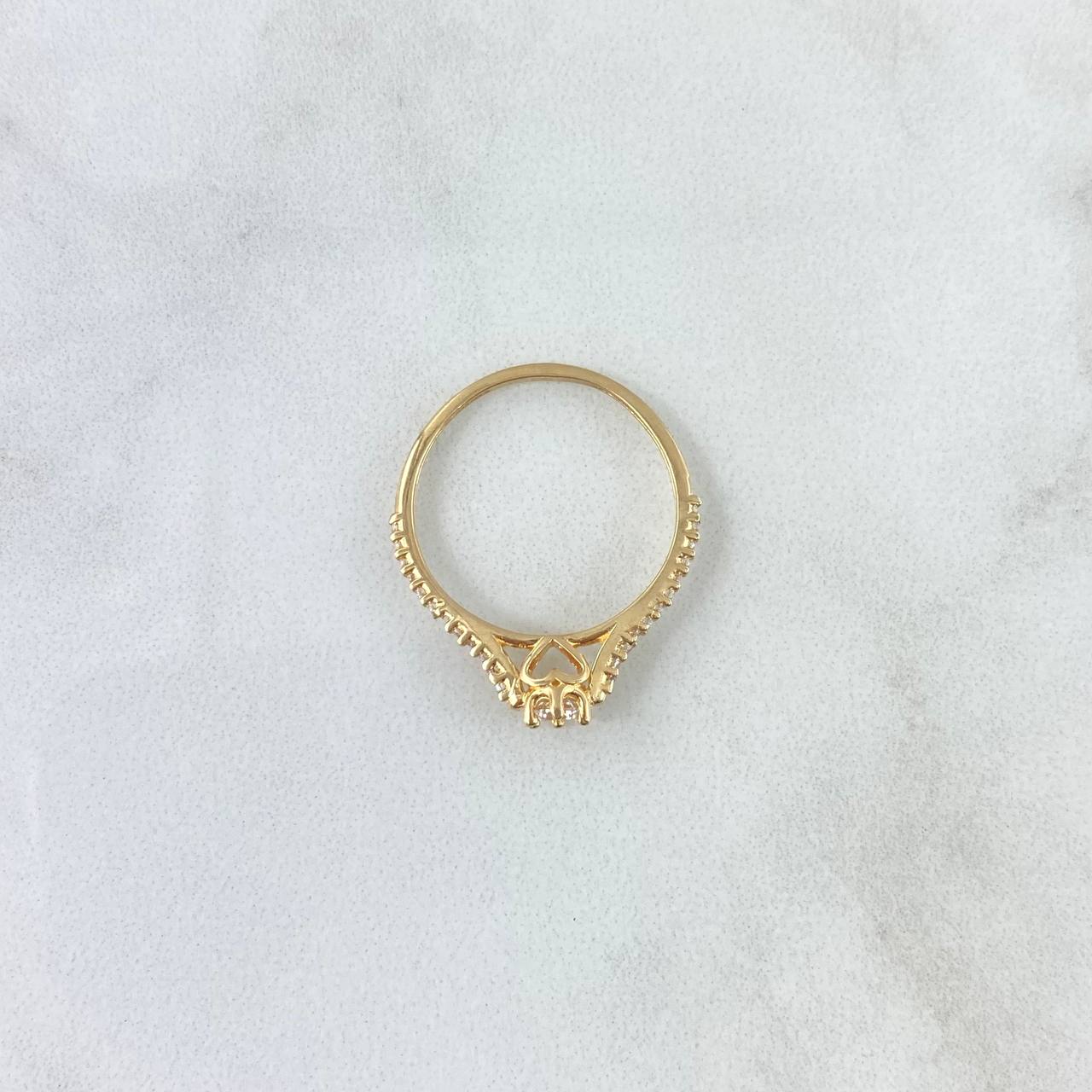 Anillo Solitario Base Corazón 1.5gr / T6 1/2 / Circones Blancos Oro Amarillo