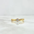 Anillo Solitario Flor Cruzada 1.15gr / T6 / Circones Blancos Oro Amarillo