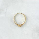 Anillo Solitario Flor Cruzada 1.15gr / T6 / Circones Blancos Oro Amarillo