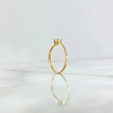 Anillo Solitario Carril Base Cuadrada 1.2gr / T7 / Circones Blancos Oro Amarillo