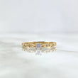 Anillo Solitario Ojos Infinitos Seccionados 2.05gr / T5 1/2 / Circones Blancos Oro Amarillo