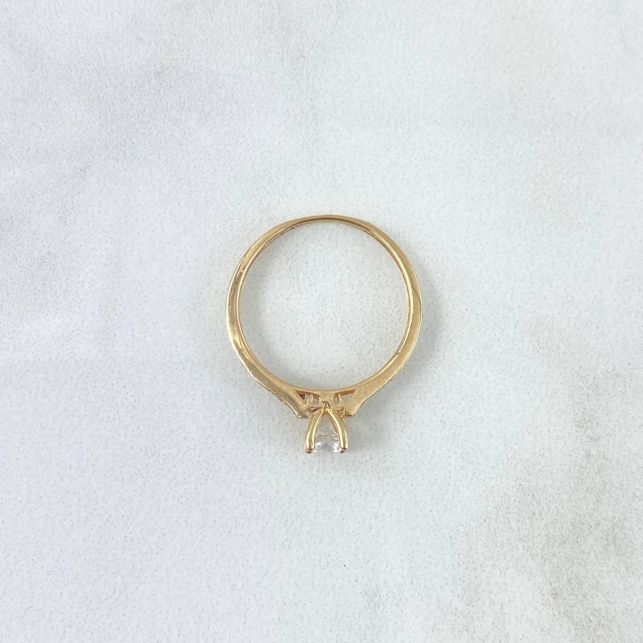 Anillo Solitario Churumbela Filigrana 1.55gr / T5 3/4 / Circones Blancos Oro Amarillo
