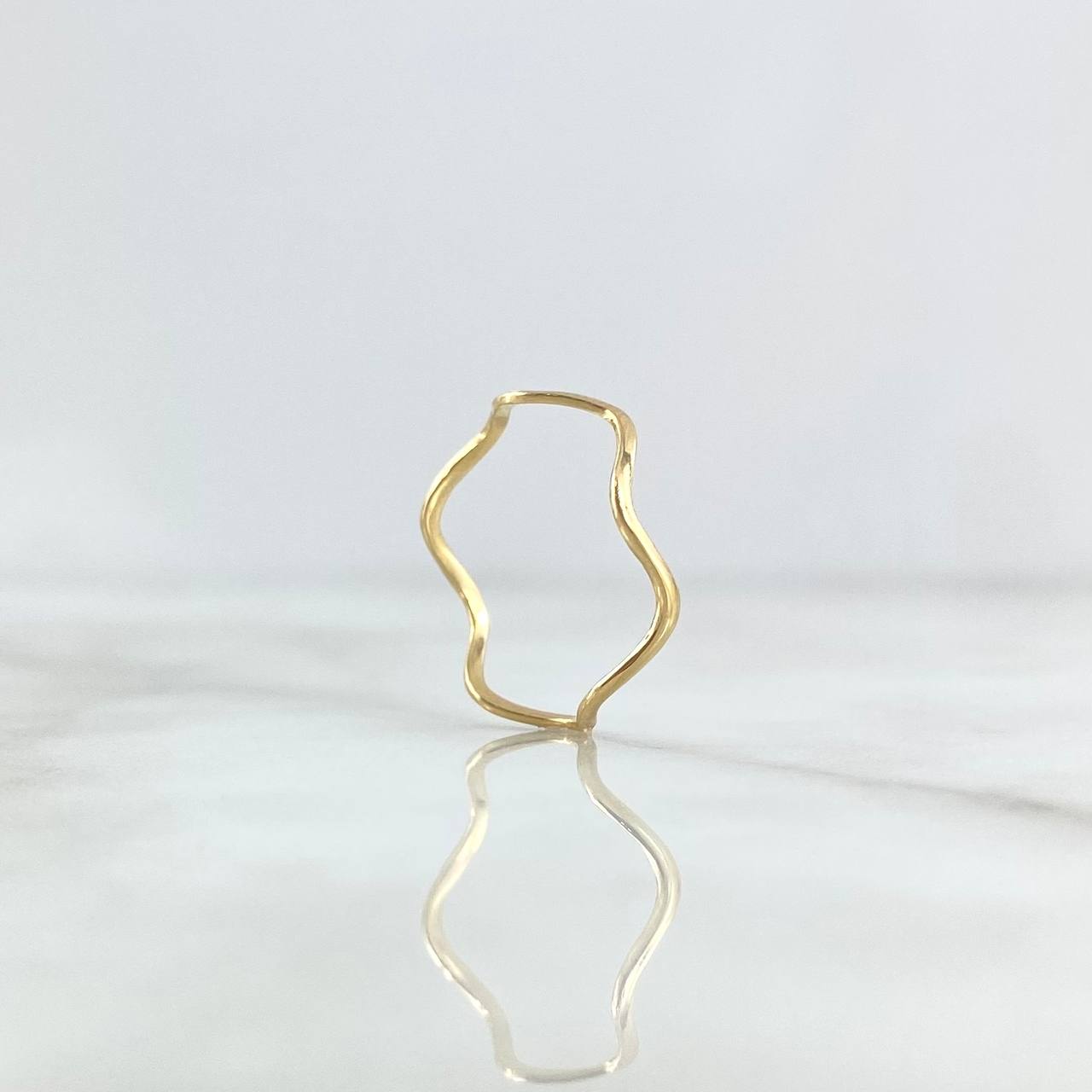 Anillo Ondulado 0.65gr / T7 3/4 / Liso Oro Amarillo