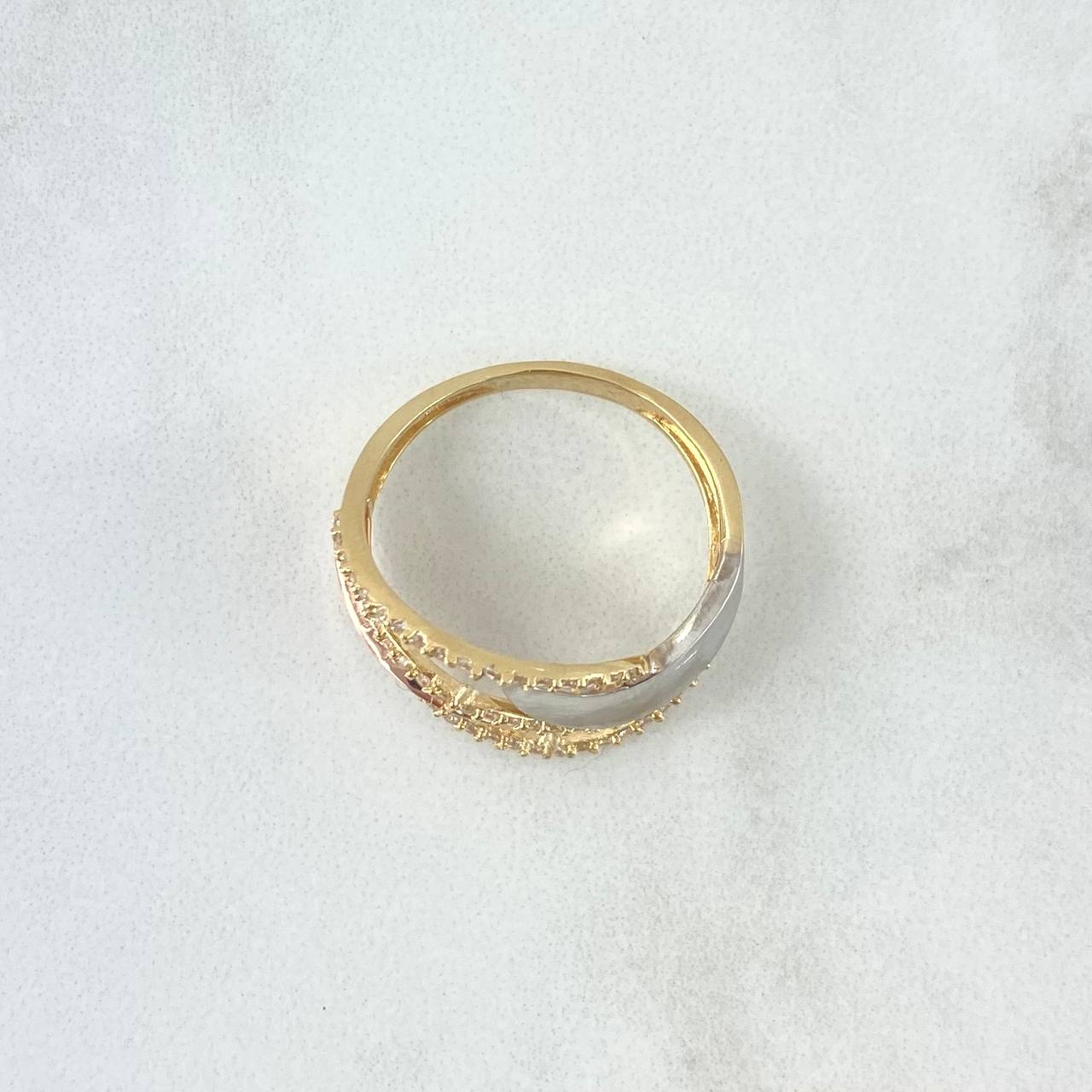 Anillo Rustico Olas 3.85gr / T8 / Circones Blancos Tres Oros