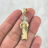 Dije San Judas Tadeo 4gr / 4.1cm / Circones Blancos Y Verdes Dos Oros Amarillo Blanco