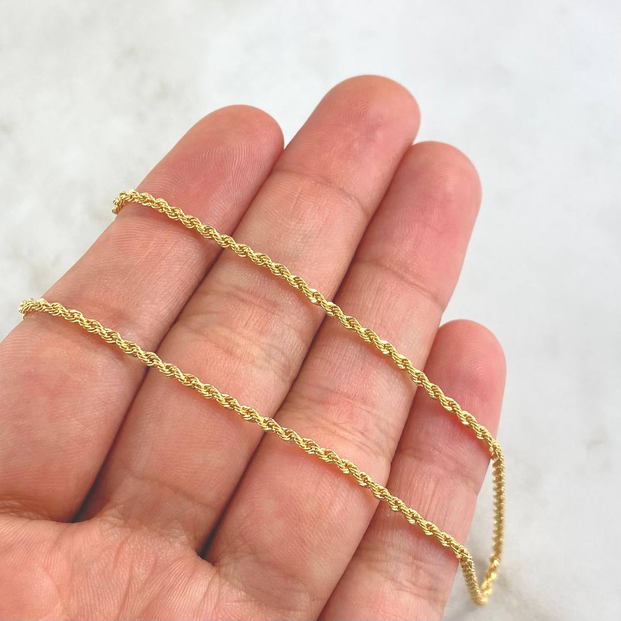 Cadena Lazo 2.7gr / 40cm / 2mm Oro Amarillo +3 18K