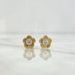 Topos Flor Bordeada 0.75gr / 8mm Circon Blanco Oro Amarillo