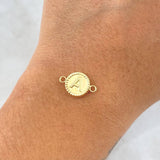 Herraje Letra A 0.5gr / 1.6cm / Circular Bordeado Oro Amarillo