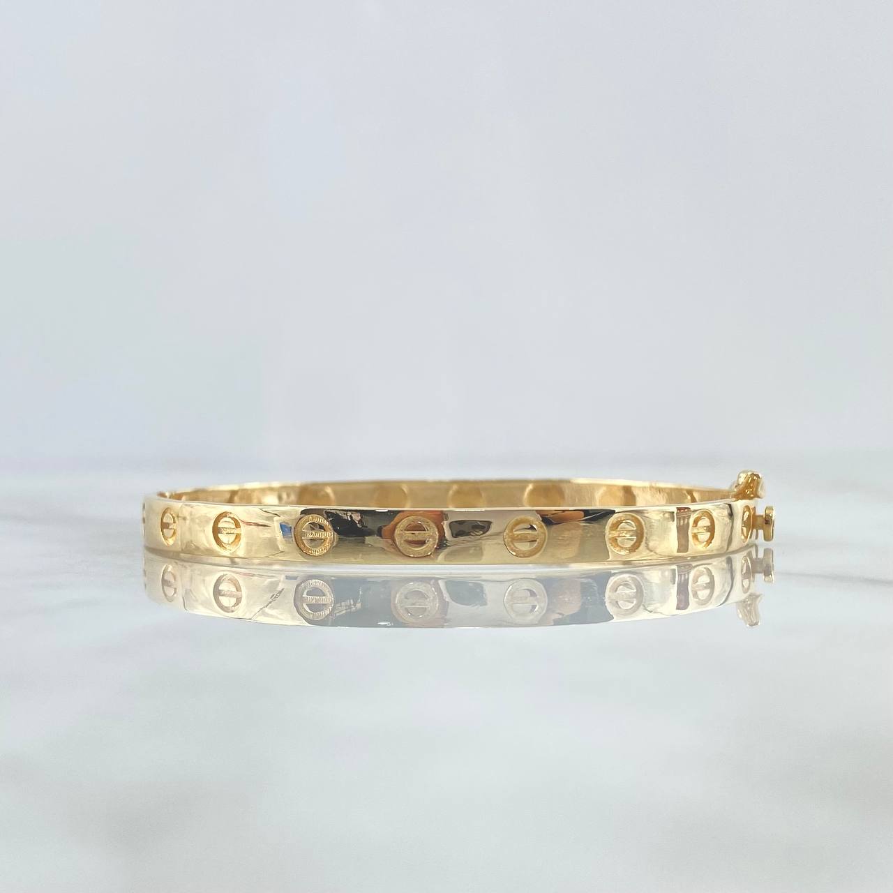Pulso Aro Tornillo 9.35gr / 16cm / 4.5mm Liso Oro Amarillo