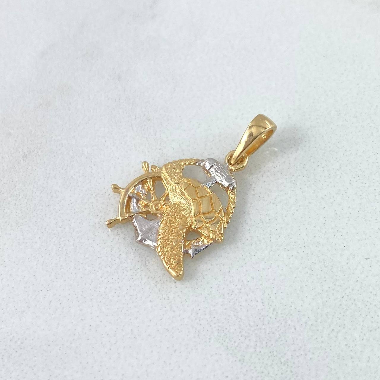 Dije Tortuga Ancla Timon 1.55gr / 1.8cm / Texturizado Dos Oros Amarillo Blanco