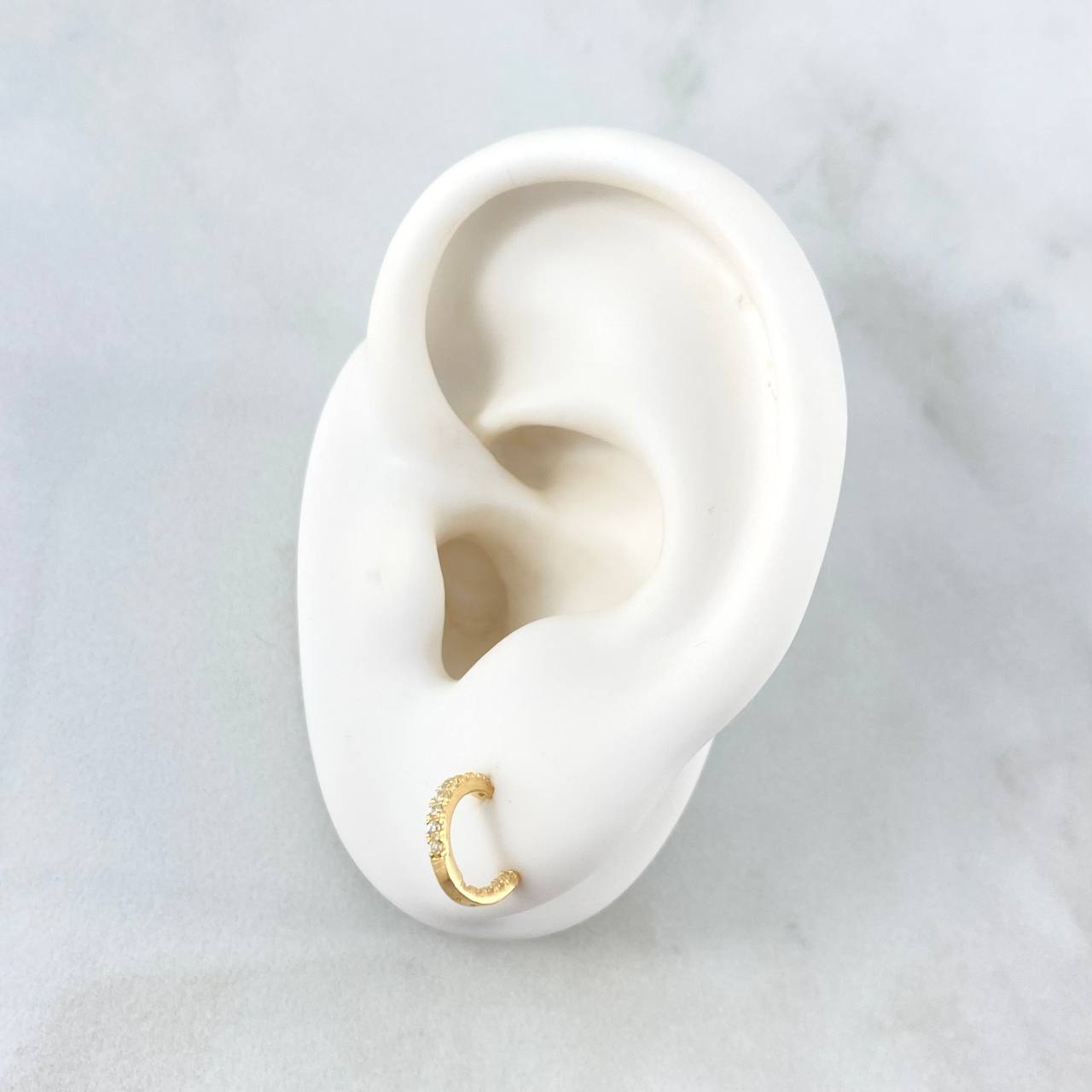Topos Curva Parcial 1gr / 9mm Circones Blancos Oro Amarillo 18K *
