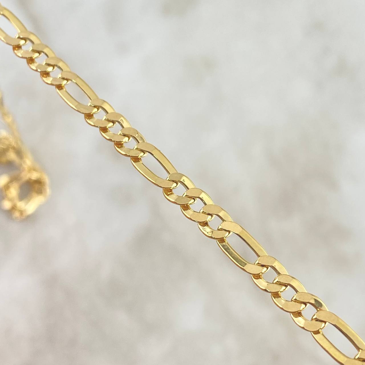 Cadena Figaro 8.65gr / 60cm / 4mm Oro Amarillo +0 *
