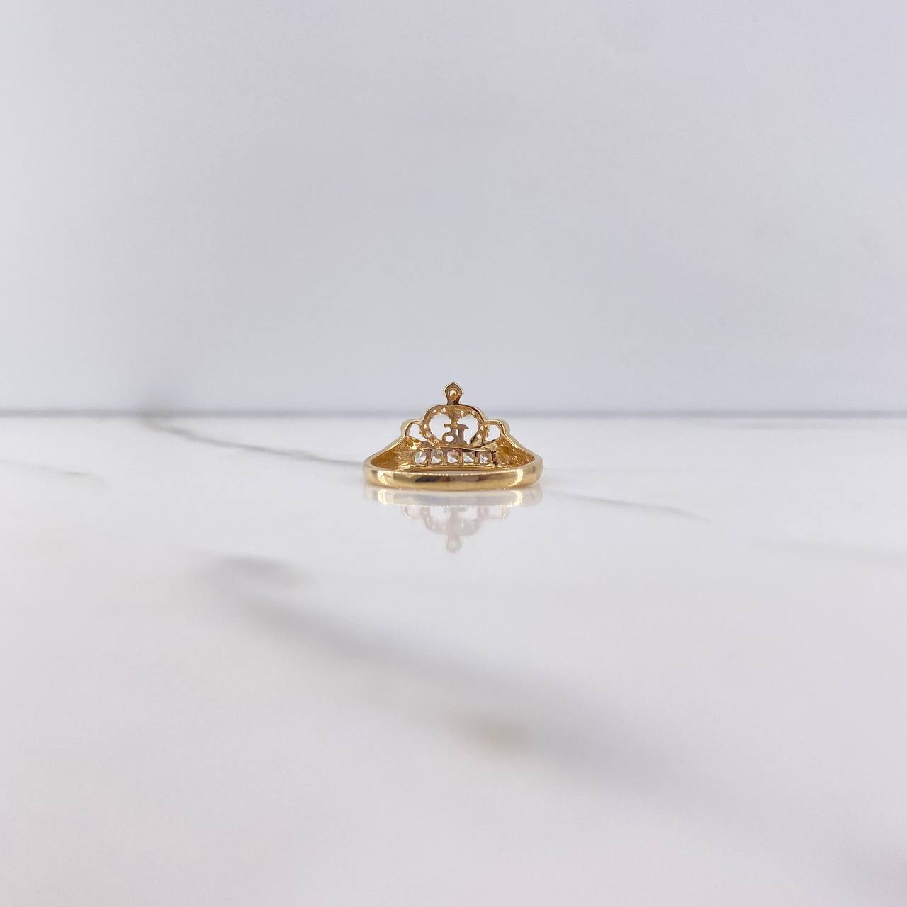 Anillo Corona 15s 2.05gr / T6 1/2 / Circones Blancos Oro Amarillo &