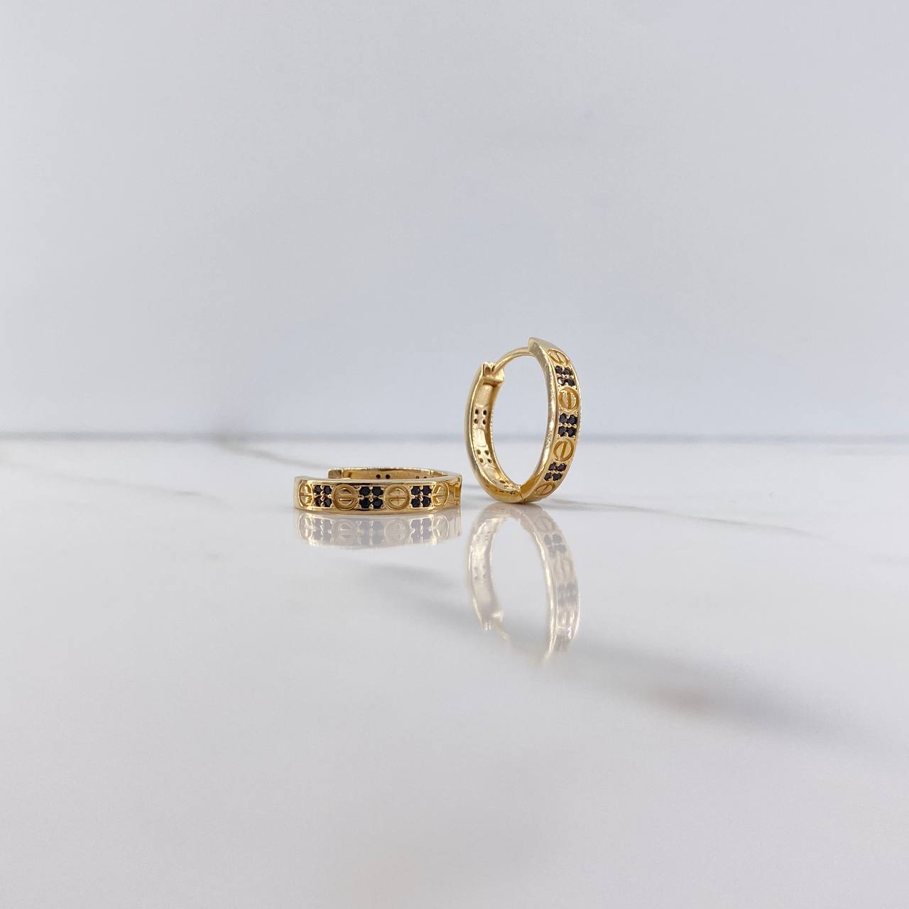Candongas Tornillo 4.2gr / 1.7cm / Circones Negros Oro Amarillo &