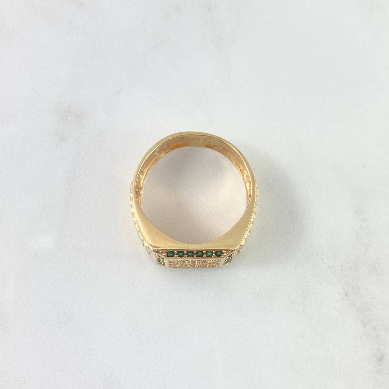 Anillo Cuadro Rustico 7.1gr / T11 3/4 / Circones Blancos Y Verdes Oro Amarillo ©