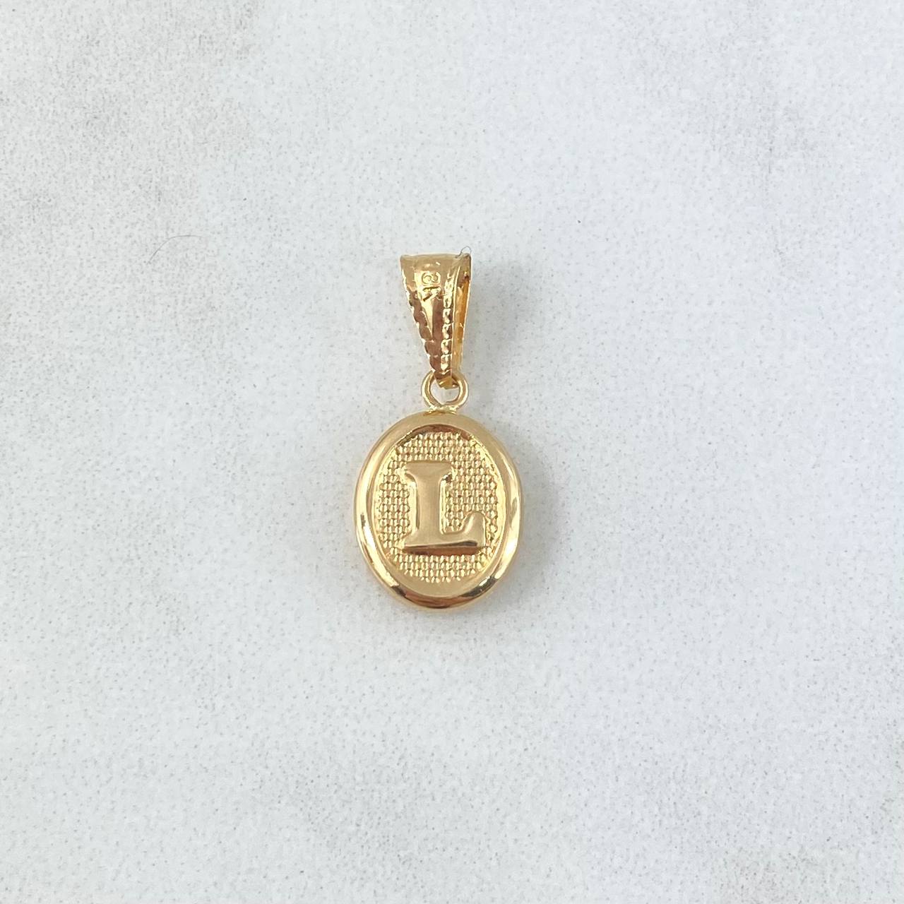 Dije Letra L 0.45gr / 2cm / Ovalada Texturizada Oro Amarillo