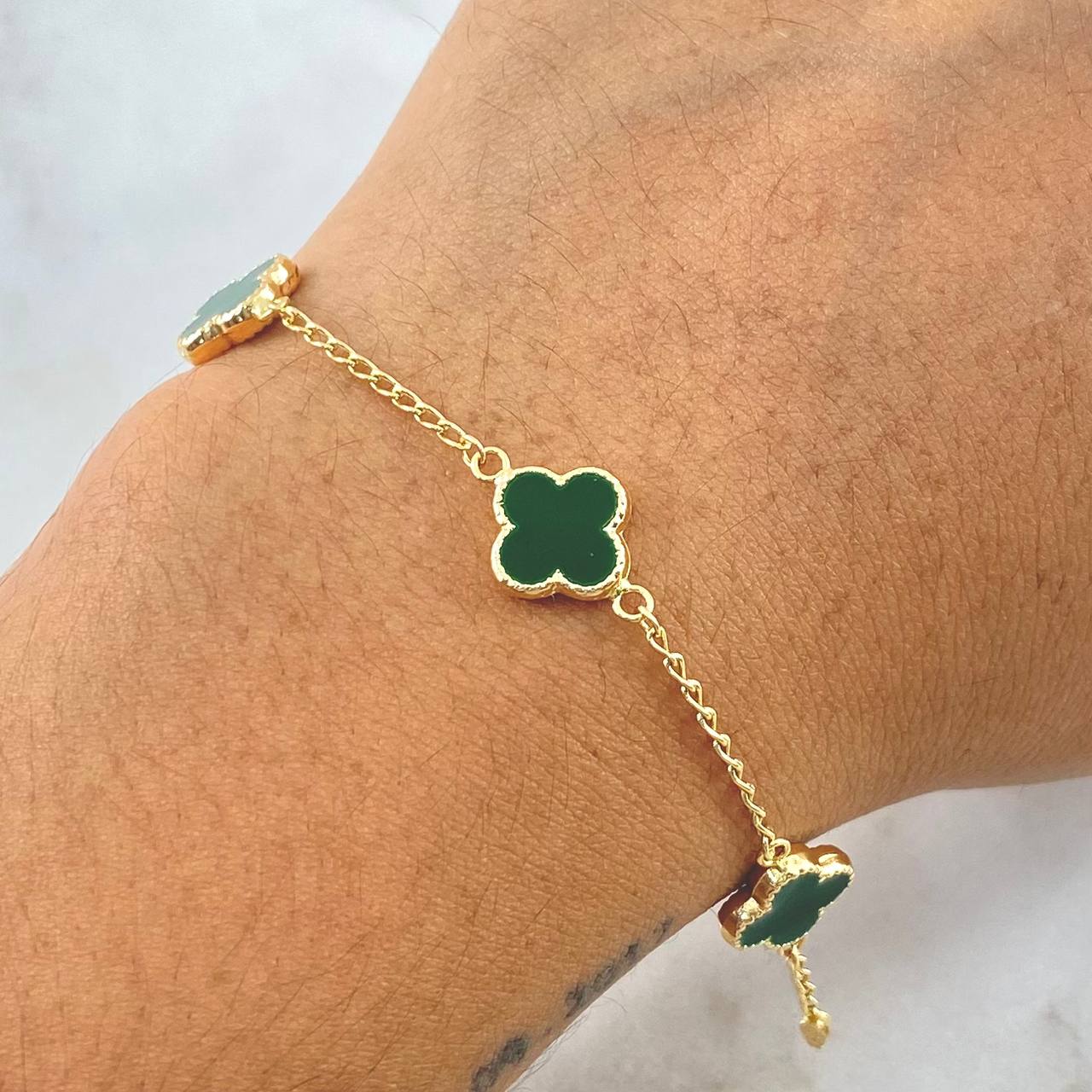 Pulso Aro Seguido Trébol VCyA 4.35gr / 19cm / 10mm Verde Electrostático Punteado Oro Amarillo 18K ©