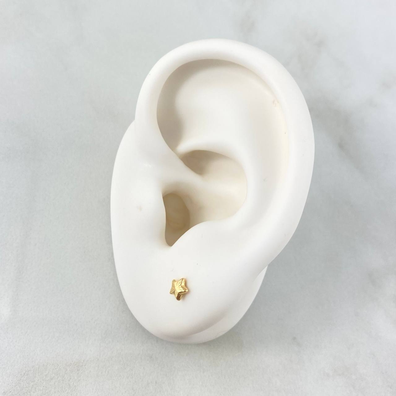 Topos Estrella 0.45gr / 4mm Diamantada Oro Amarillo 18K *