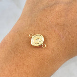 Herraje Letra C 0.4gr / 1.6cm / Ovalado Texturizado Oro Amarillo 18K