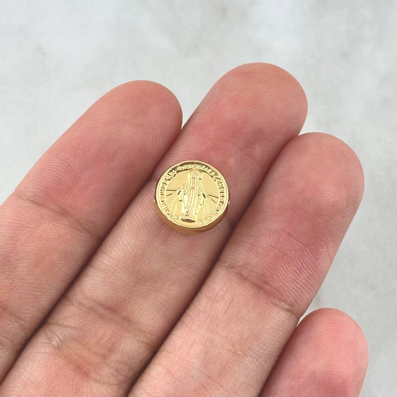 Herraje Virgen Milagrosa 0.6gr / 1cm / Tambor Mate Oro Amarillo 18K