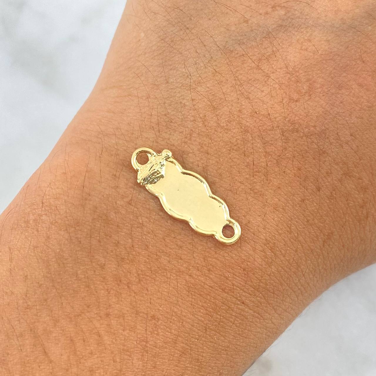 Herraje Placa Nube 0.55gr / 2.2cm / Virgen Milagrosa Silueta Oro Amarillo 18K