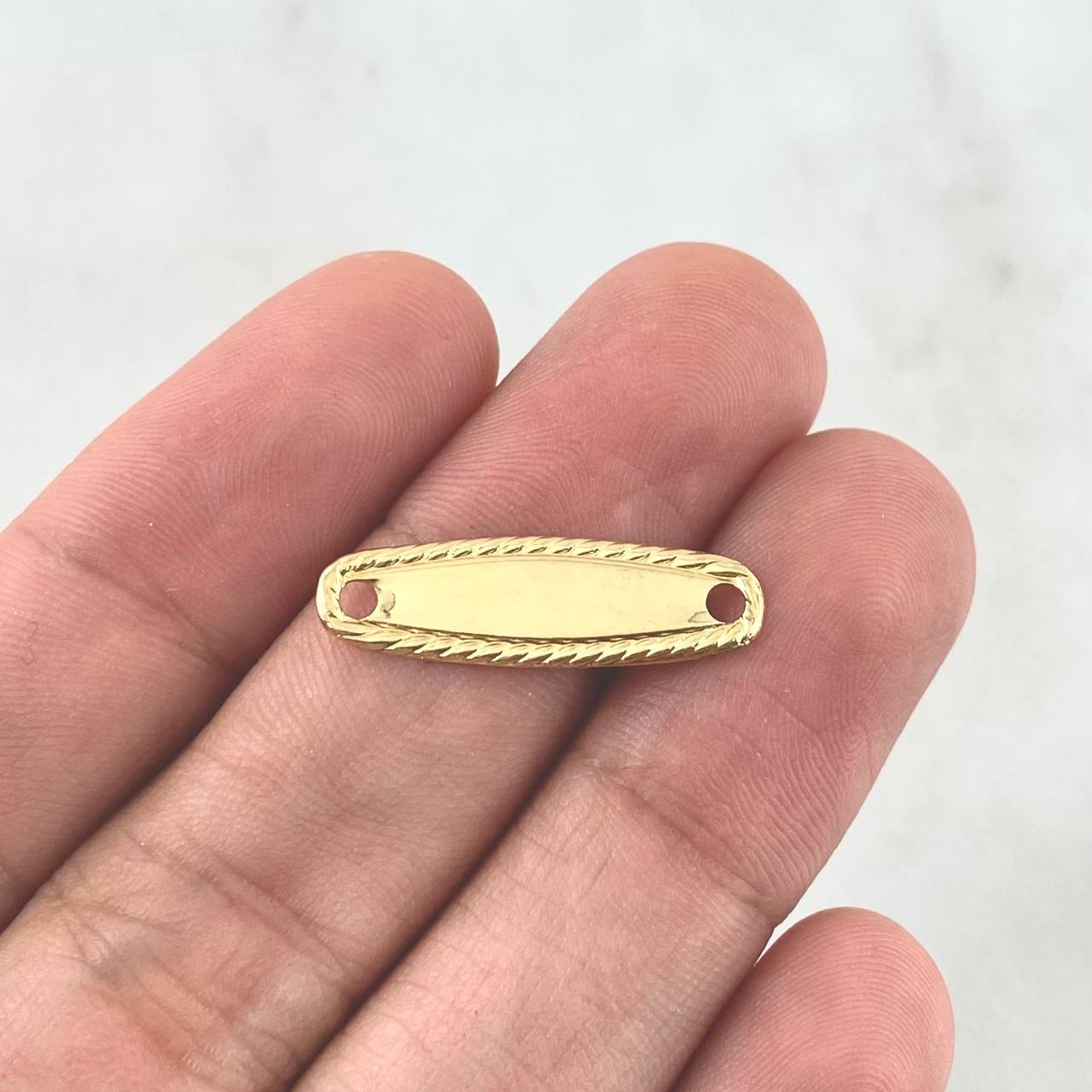 Herraje Placa Ovalada 0.55gr / 2.2cm / Trenzada Oro Amarillo 18K