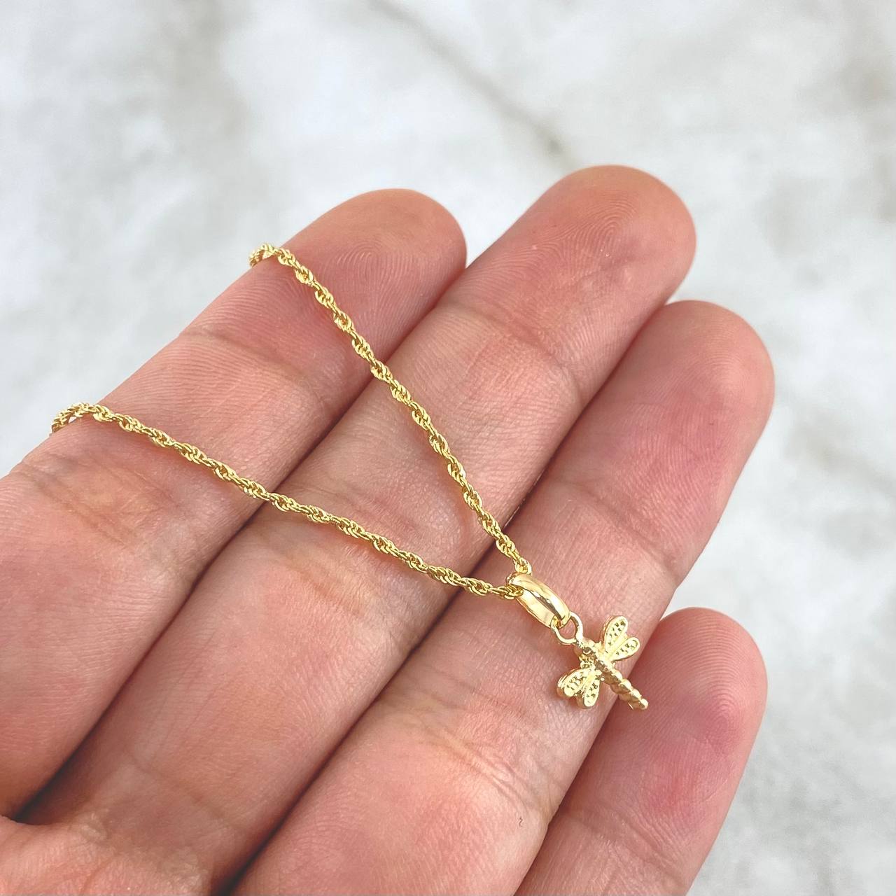 Cadena Lazo 0.95gr / 50cm / 1.2mm + Dije Libelula 0.4gr / 1.5cm / Troquelada Oro Amarillo (Oferta)