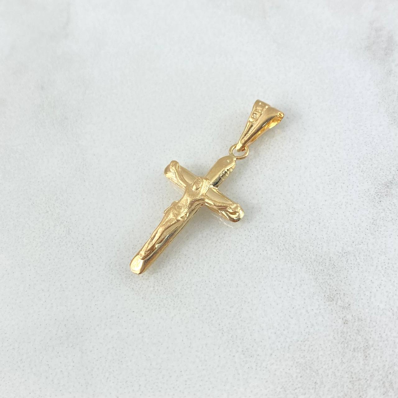 Dije Cruz Cristo 0.85gr / 2.8cm / Liso - Mate Oro Amarillo 18K