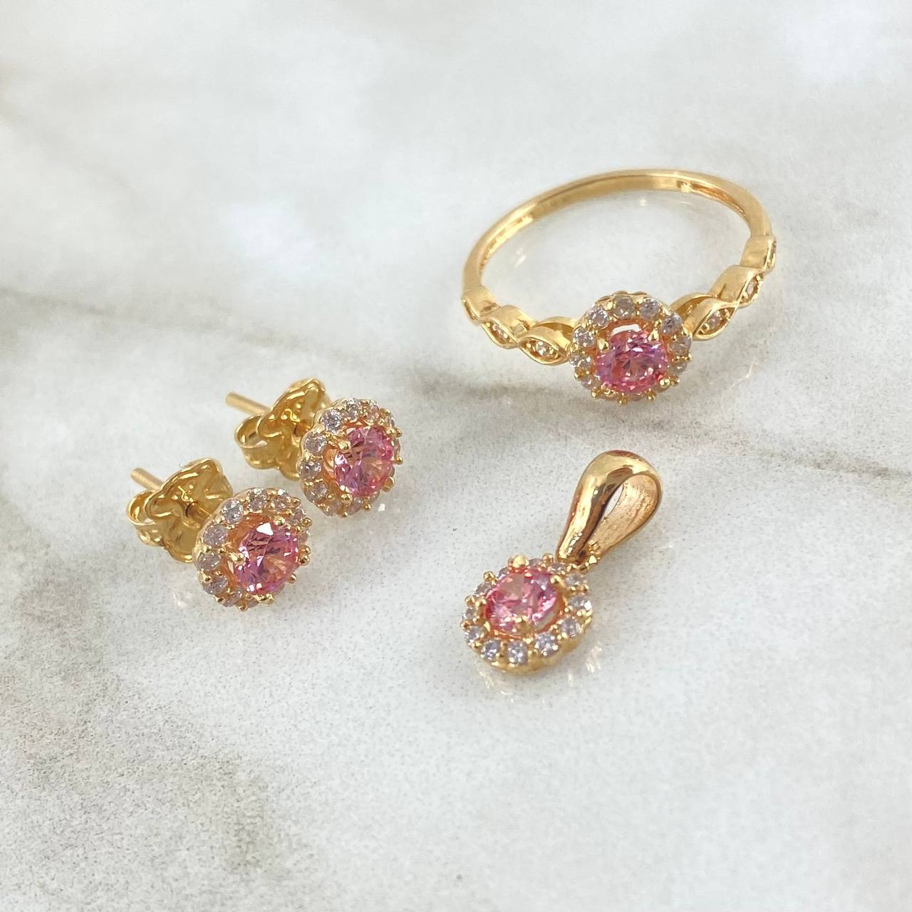 Set Circulo Halo - Anillo T5 3/4 + Dije 1.4cm + Topos 7mm 4.4gr / Circones Blancos - Rosados Oro Amarillo 18K ©