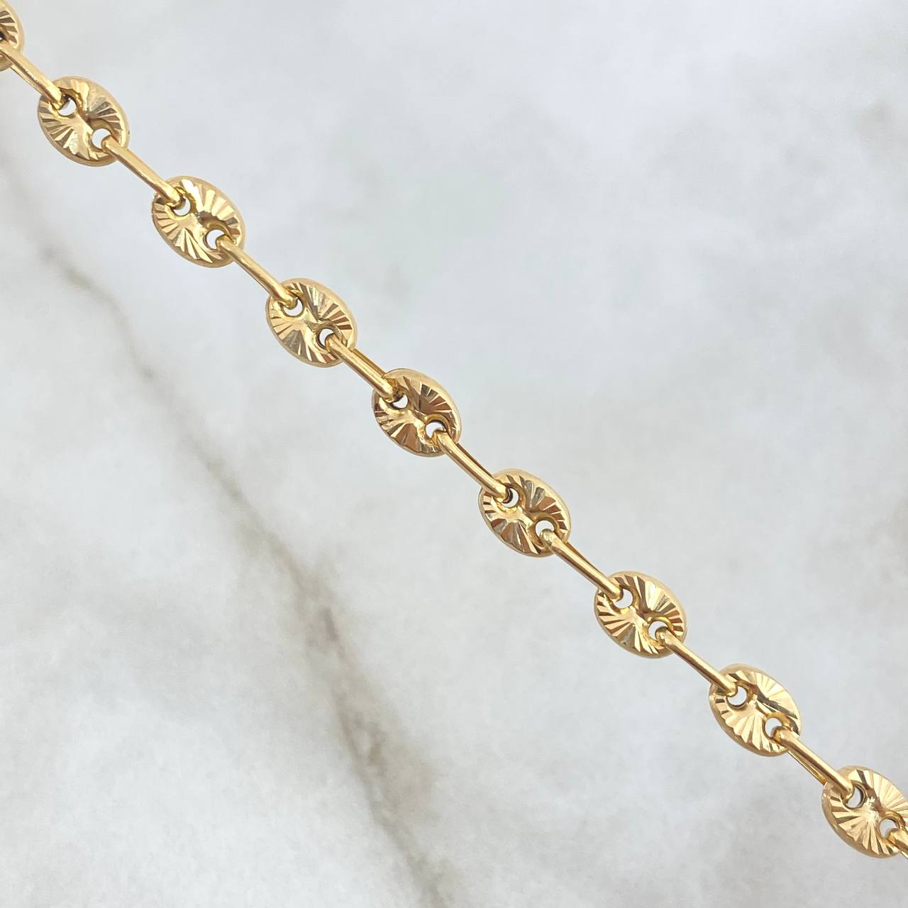 Pulso GC 2.5gr / 18cm / 4.5mm Diamantado Oro Amarillo 18K *