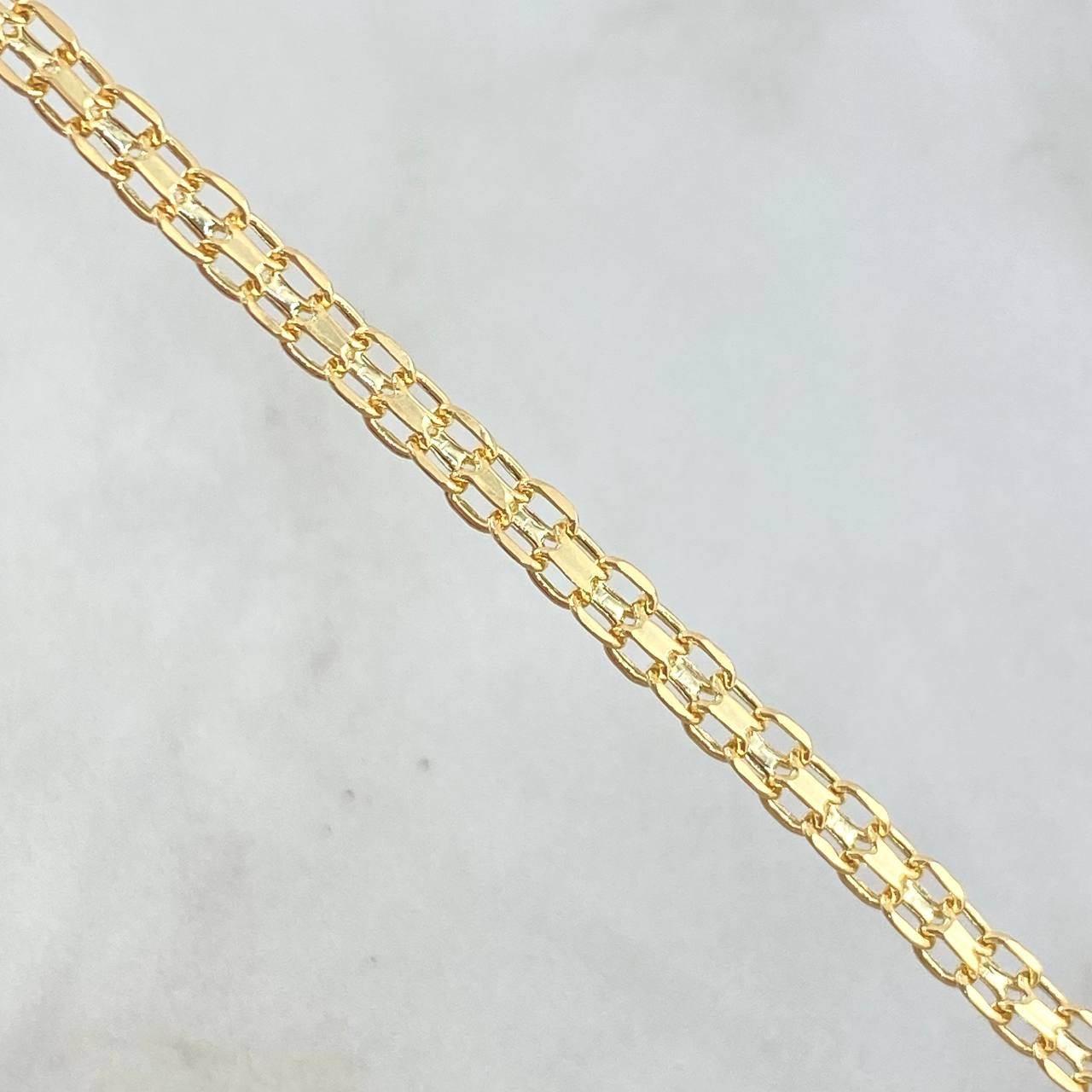 Pulso Chino 2.2gr / 18.5cm / 2.2mm Oro Amarillo +1 18K ©