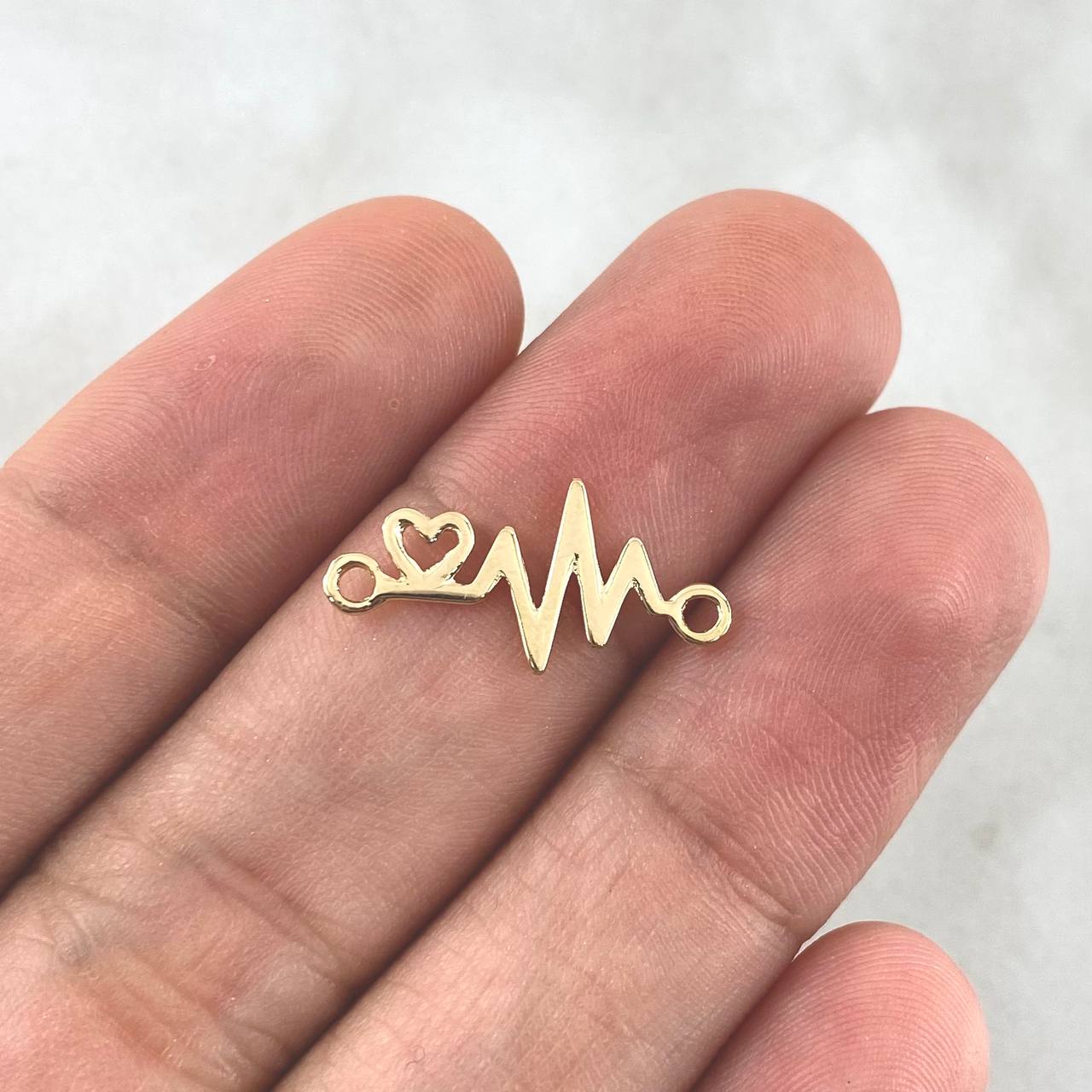 Herraje Corazón Electrocardiograma 0.5gr / 1.8cm / Liso Oro Amarillo 18K ©