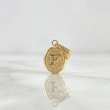 Dije Letra F 0.5gr / 2cm / Ovalada Texturizada Oro Amarillo 18K