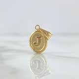 Dije Letra J 0.5gr / 2cm / Ovalada Texturizada Oro Amarillo 18K