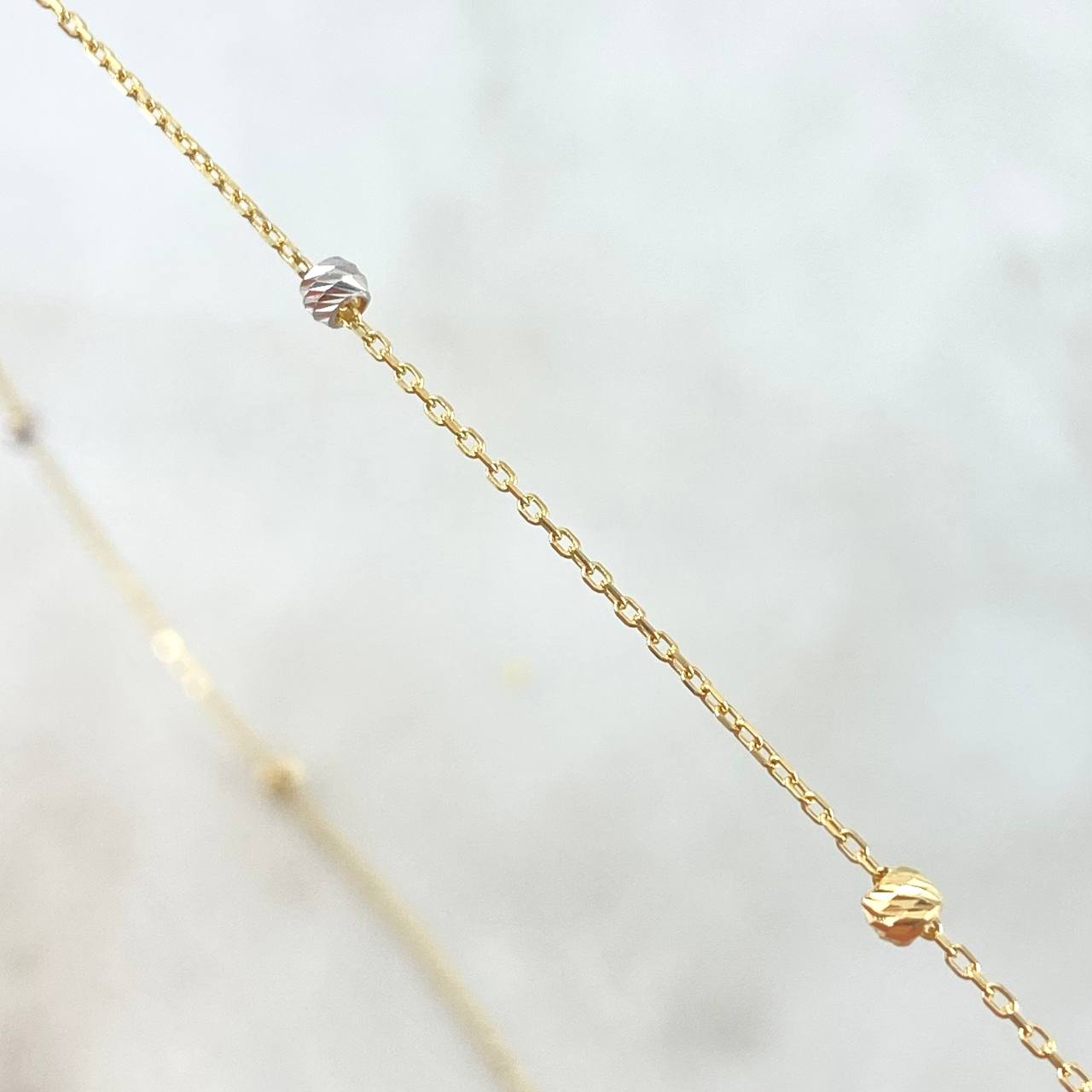 Set Aro Seguido Estrellas 1.9gr / 40 cm - 43cm / 2.5mm Bolas Diamantadas - Gradual Tres Oros +4 18K ©