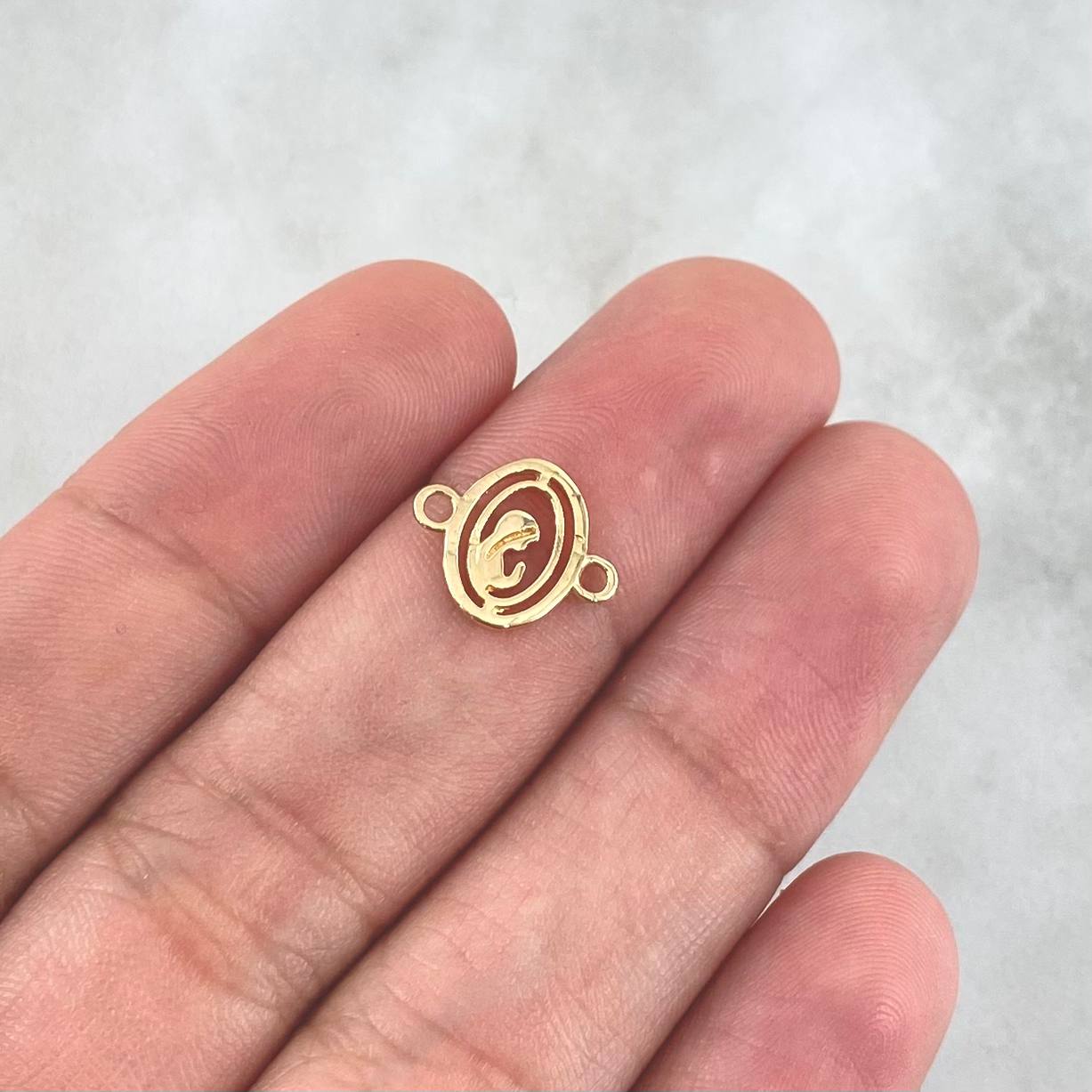 Herraje Virgen María Silueta 0.45gr / 1.2cm / Liso Oro Amarillo 18K