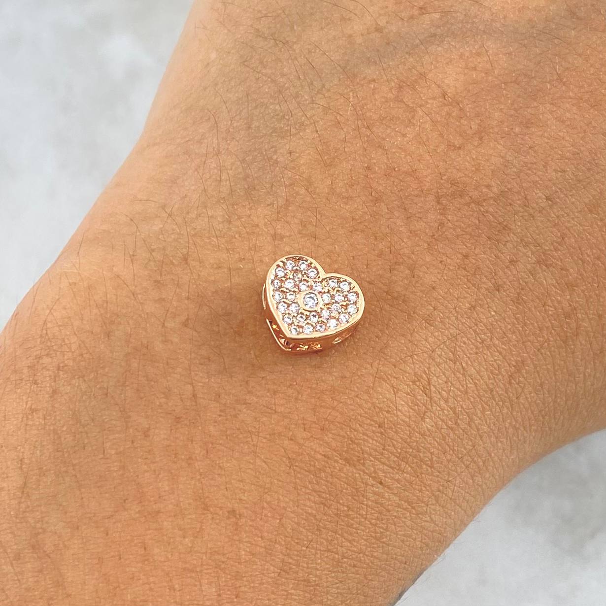 Herraje Corazón Punto 1.55gr / 0.8cm / Circones Blancos Oro Rosa 18K *