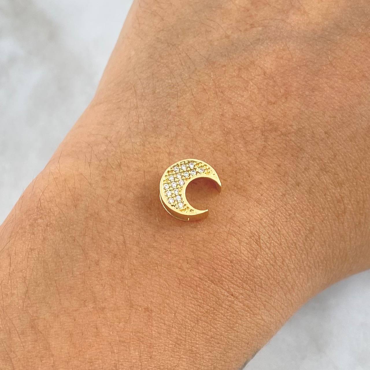 Herraje Media Luna 1.1gr / 1cm / Circones Blancos Oro Amarillo 18K *