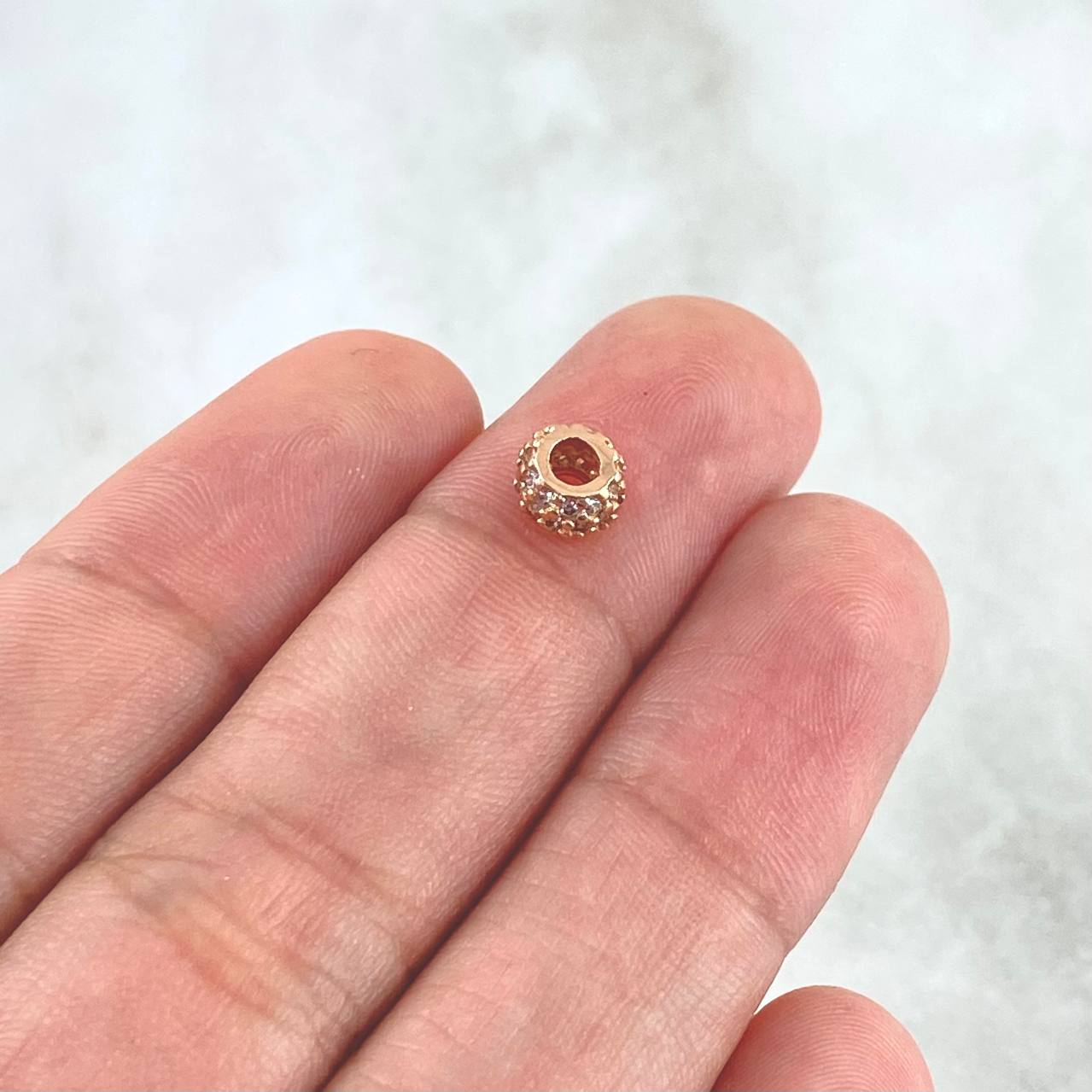 Herraje Bola de Fuego Tres Carriles 0.55gr / 6mm Circones Blancos Oro Rosa 18K *