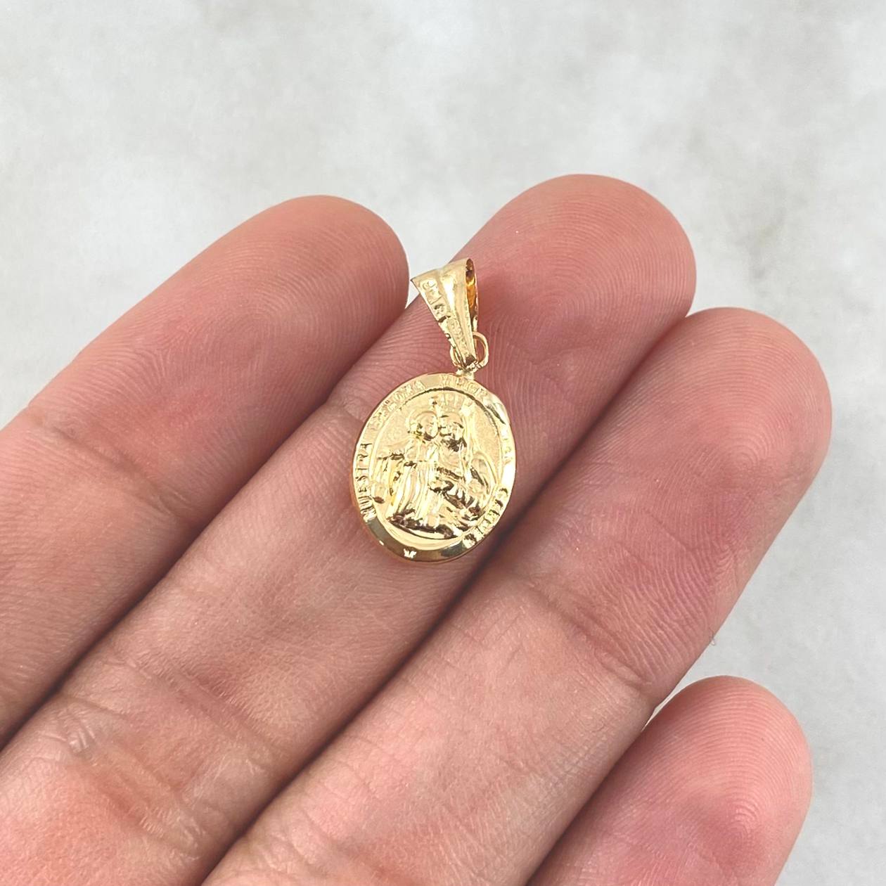Dije Sagrado Corazón De Jesús - Virgen Del Carmen 0.8gr / 2mm Mate - Liso Oro Amarillo 18K ©