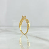 Anillo Solitario Churumbela Corazones 1.55gr / T6 / Circones Blancos Oro Amarillo 18K