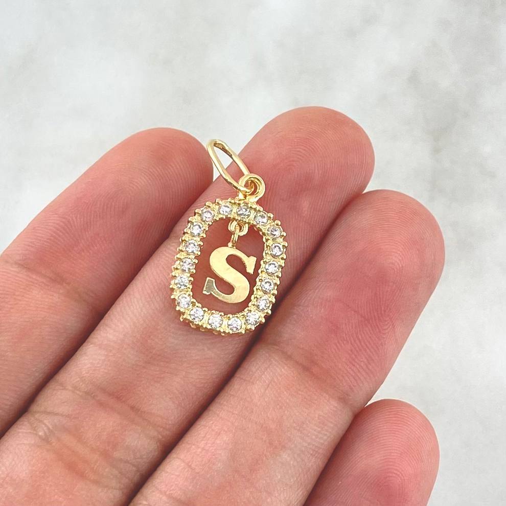 Dije Marco Letra S Colgante 1.4gr / 2.5cm - 1.8cm / Circones Blancos Oro Amarillo 18K