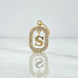 Dije Marco Letra S Colgante 1.4gr / 2.5cm - 1.8cm / Circones Blancos Oro Amarillo 18K